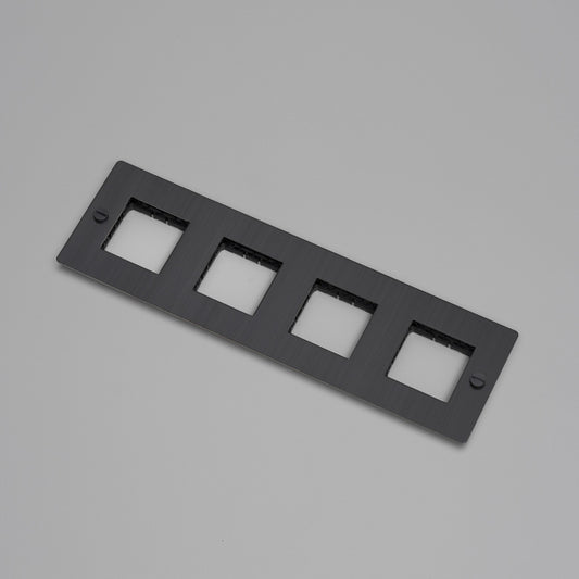4G WALL PLATE / HORIZONTAL / NO INFILLS / SMOKED BRONZE