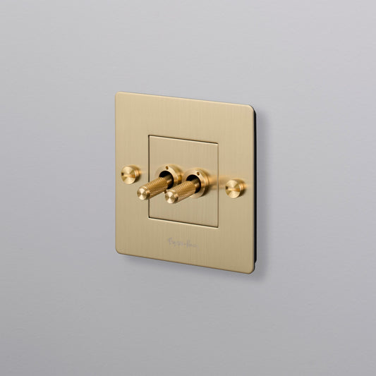 EU 1G DOUBLE TOGGLE SWITCH / BRASS