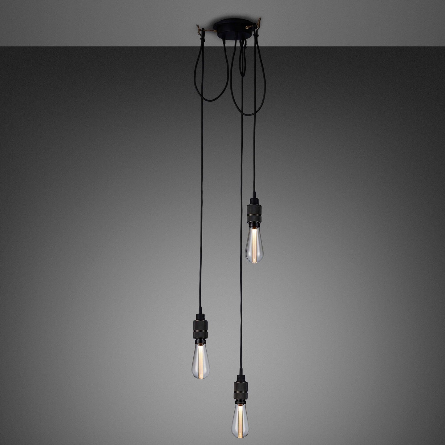 HOOKED 3.0 / NUDE / GERÄUCHERTE BRONZE / 2M
