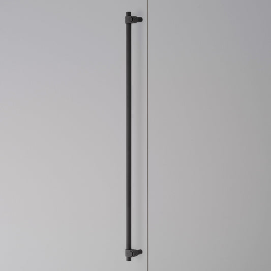 CLOSET BAR / CAST / WELDERS BLACK